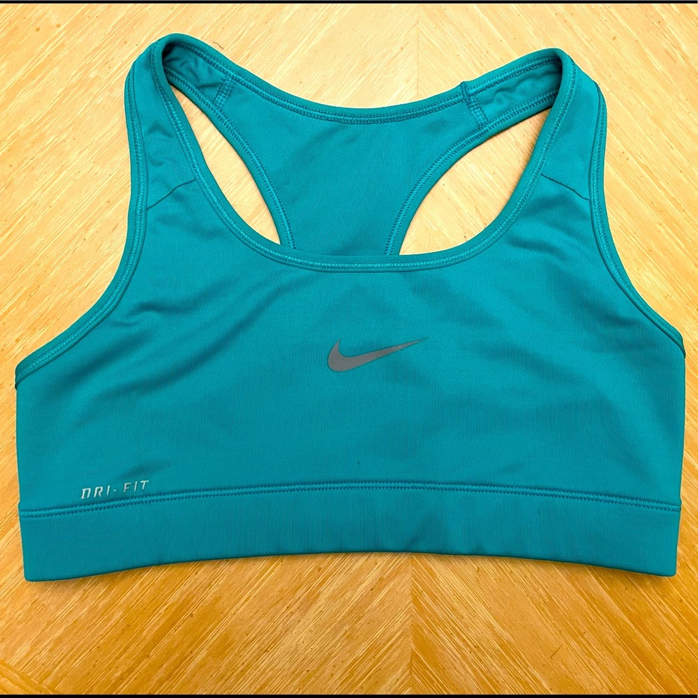 Women’s Nike Dri-fit High Support sports bra